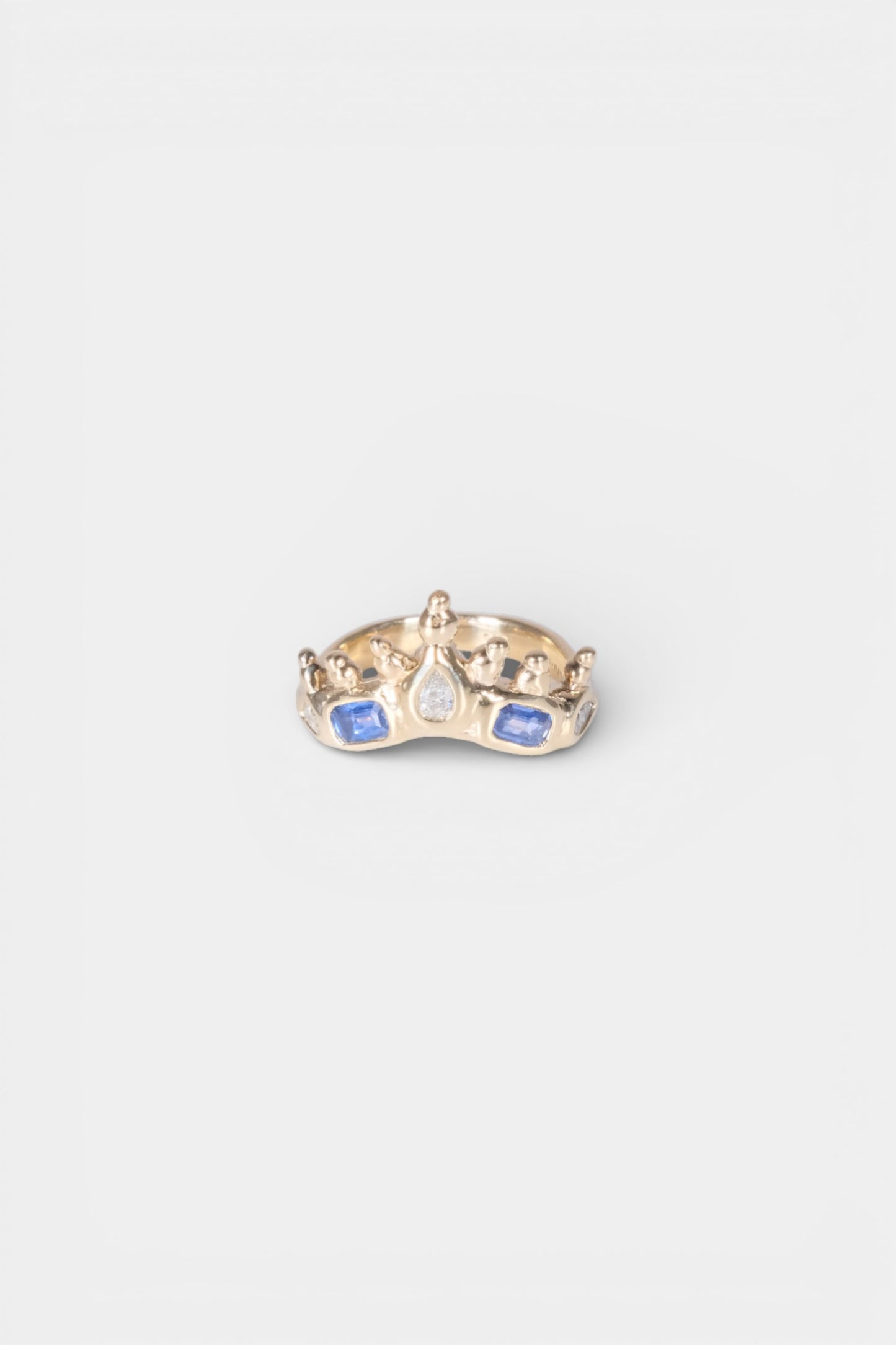 Majesty Ring