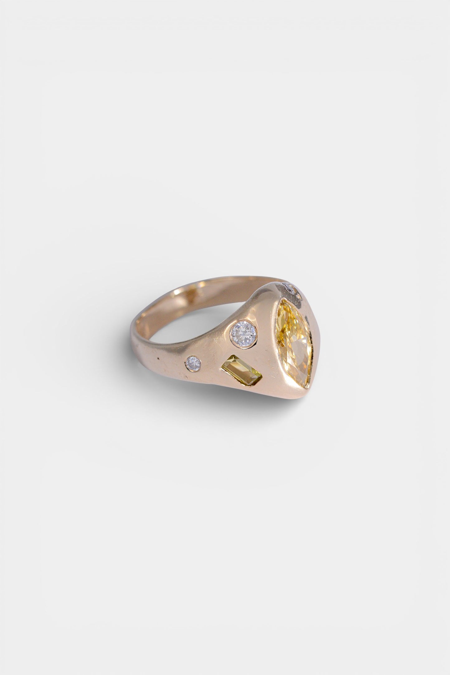 Splendore Ring
