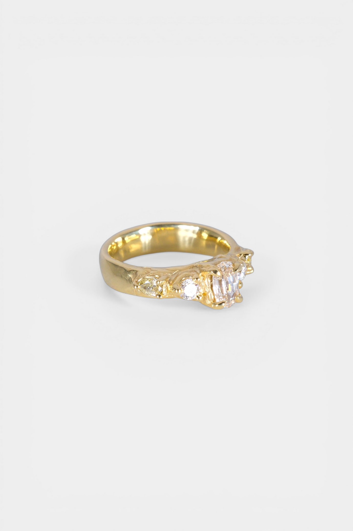 Clarté Ring