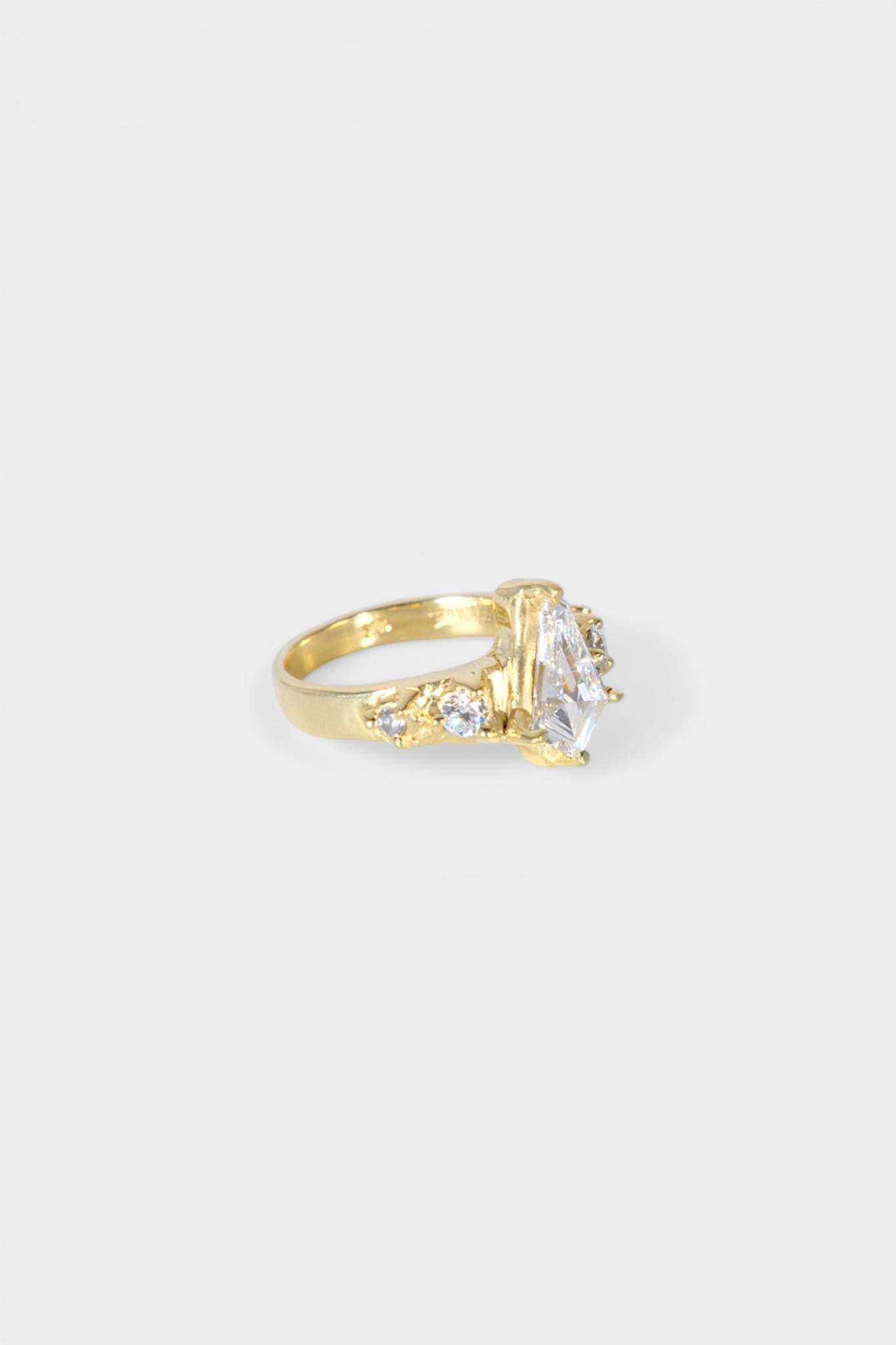 Stellaire Ring