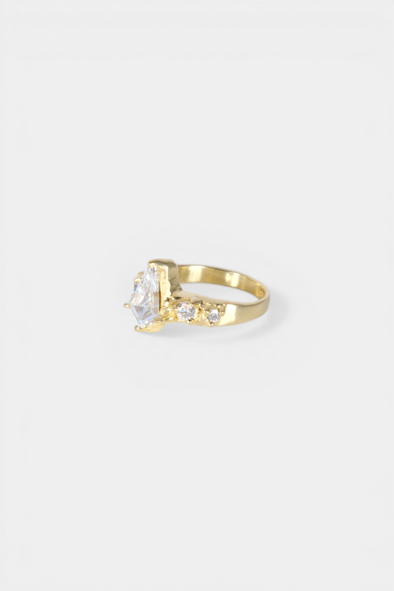 Stellaire Ring