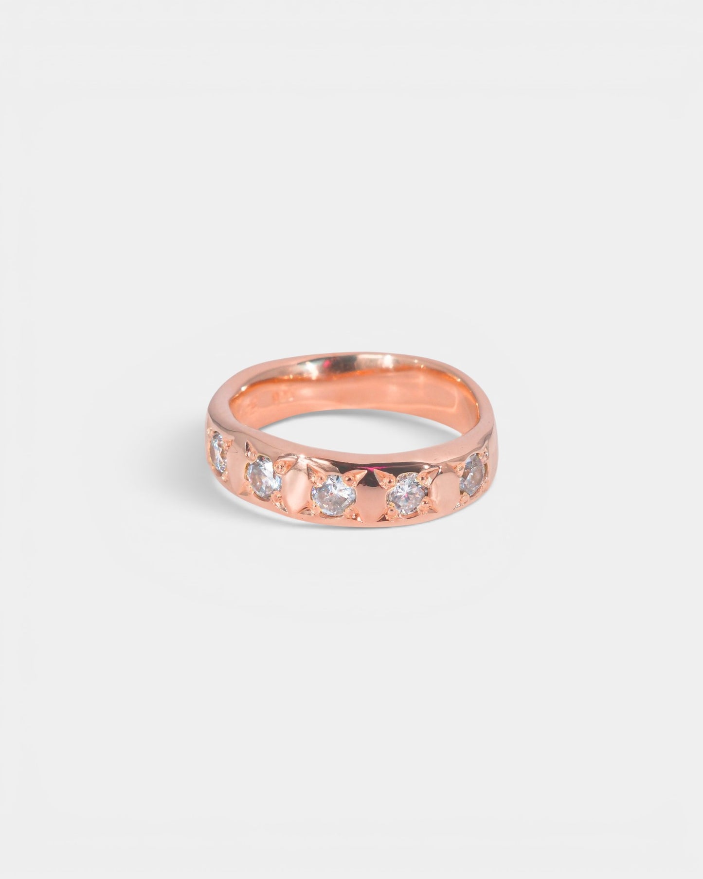 Aisle-land Getaway Ring