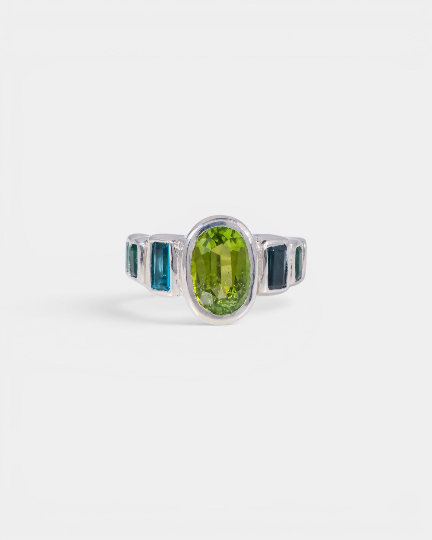 Peacocking Ring