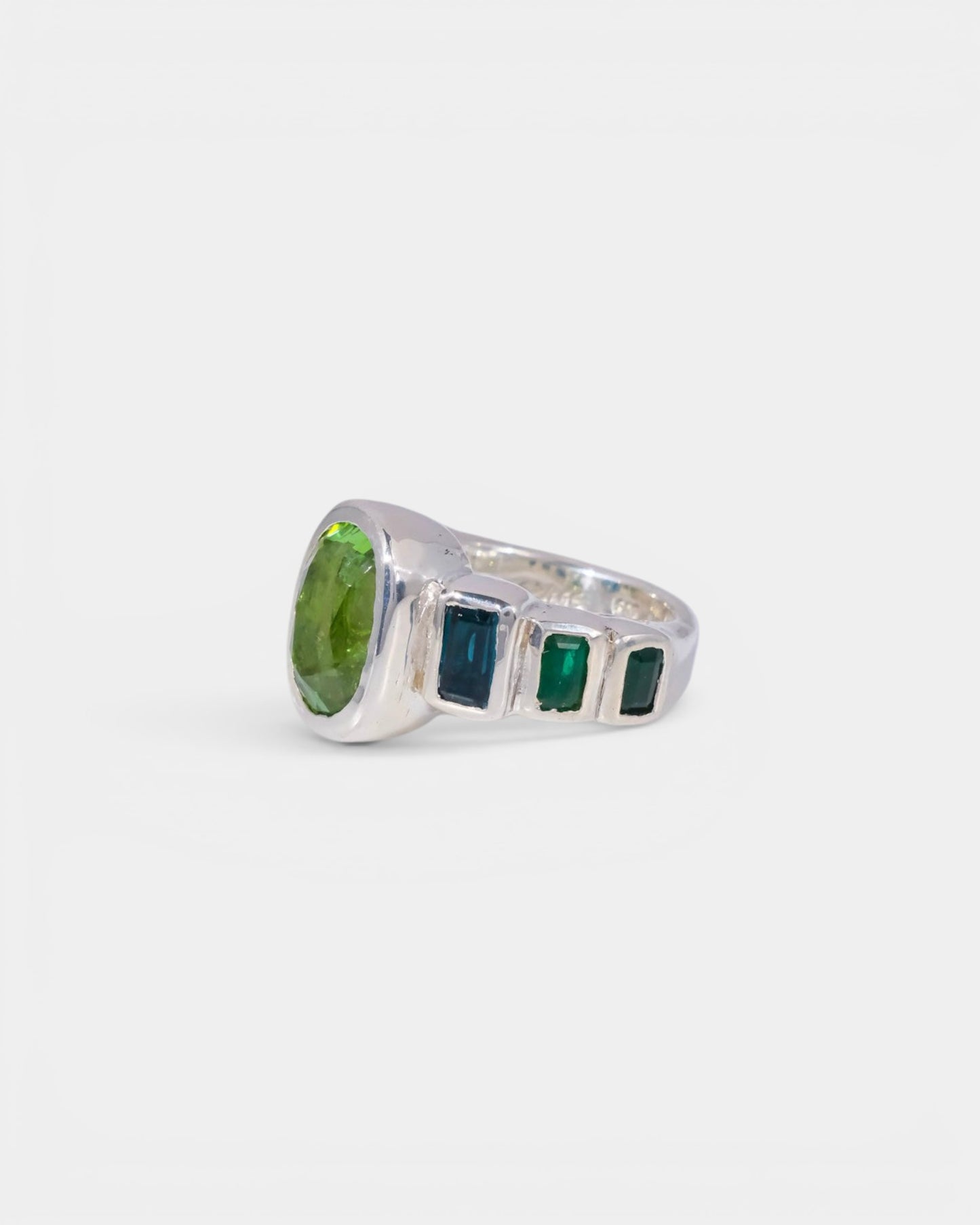 Peacocking Ring