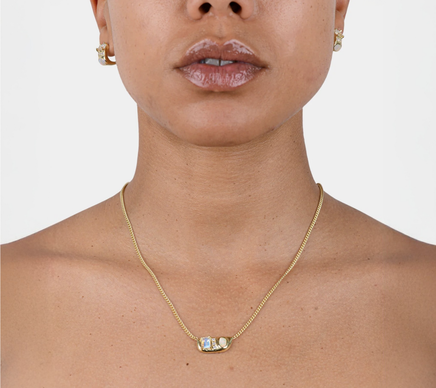 Moony Opal Necklace